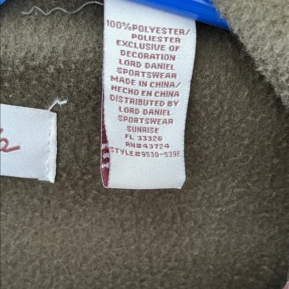 Elegant Army Green/Olive Hooded Cape - Picture 4 of 7